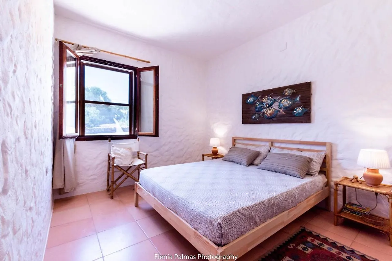 Su Mari Su Entu Isola Di Sant'Antioco Villa Con Accesso Diretto Al Mare